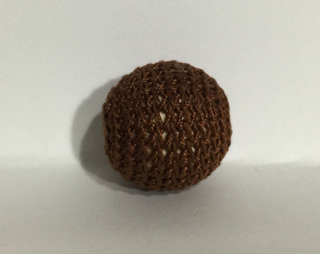 0.78" / 20 mm Crochet Wood Bead in Malt (7360)