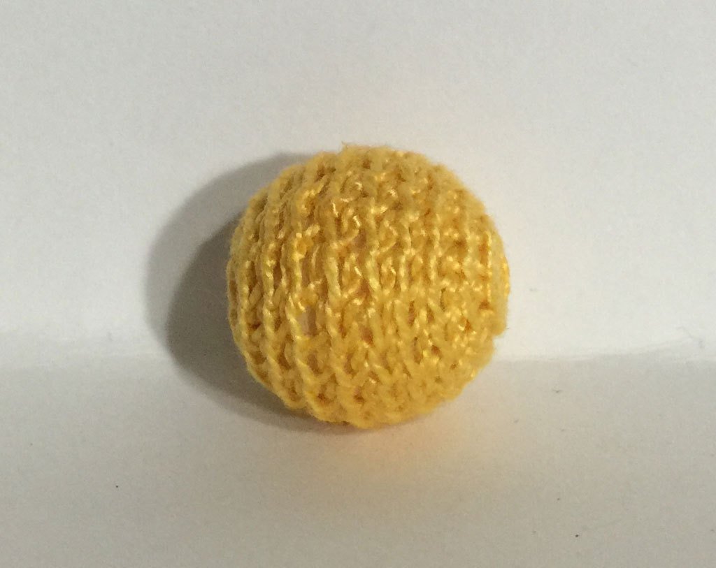 0.78" / 20 mm Crochet Wood Bead in Mustard (7302)