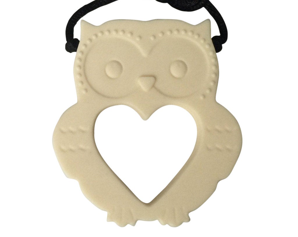 1 Silicone Owl Teether / Pendant in Ivory - Silicone Teething, Silicone Teether, Teething Pendant