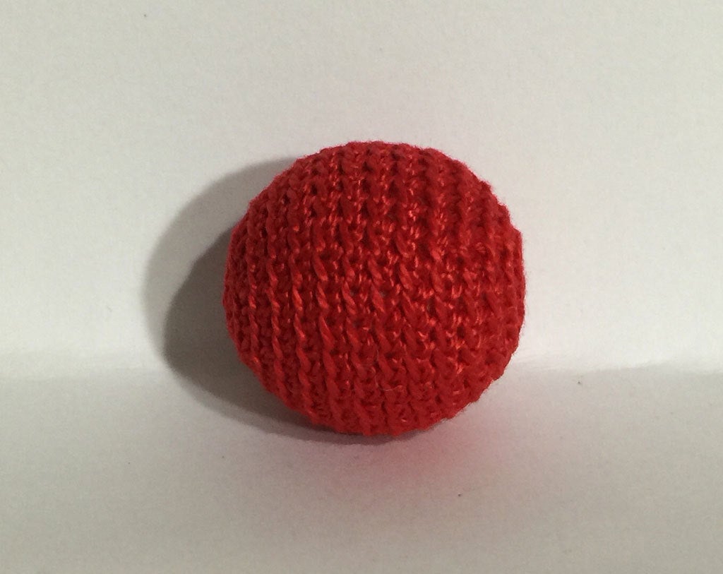 0.78" / 20 mm Crochet Wood Bead in Red (7046)