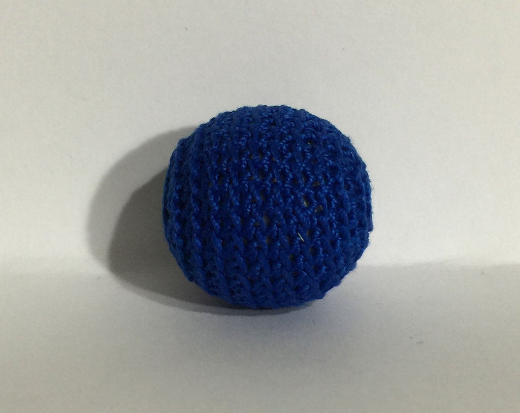 0.78" / 20 mm Crochet Wood Bead in Royal (04)