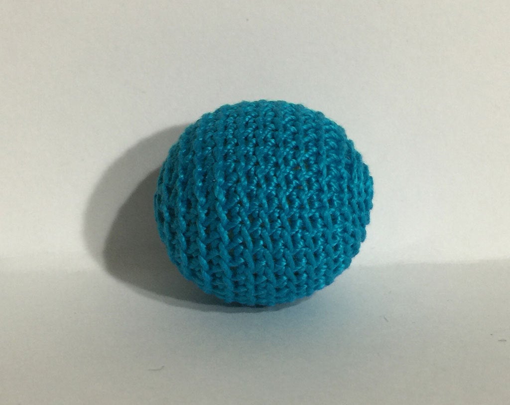 0.78" / 20 mm Crochet Wood Bead in Dk Teal (03)