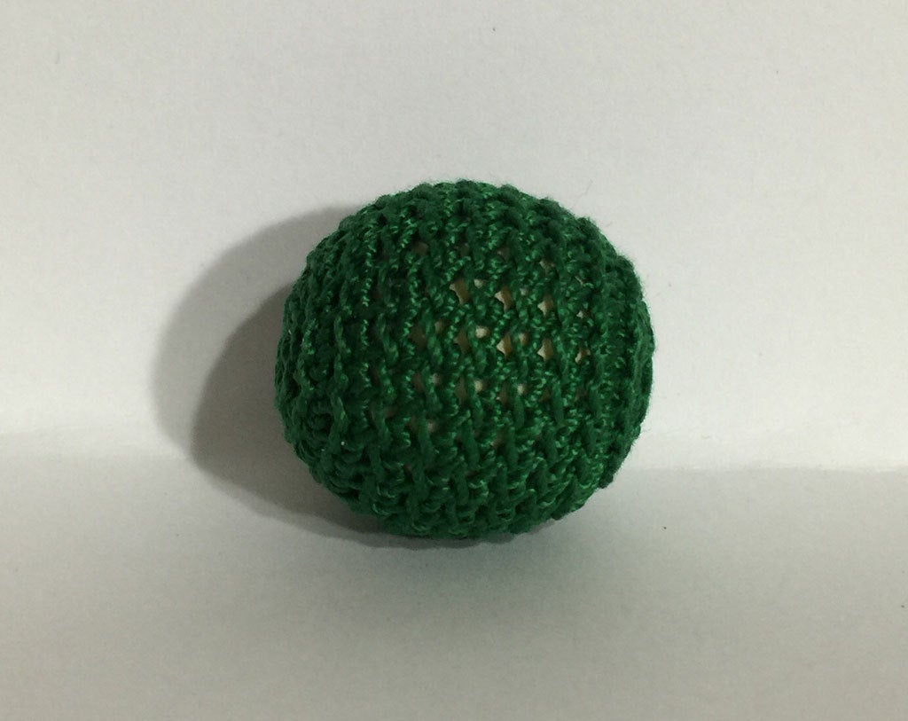 1.06" / 27 mm Crochet Wood Bead in Kelly Green (35)