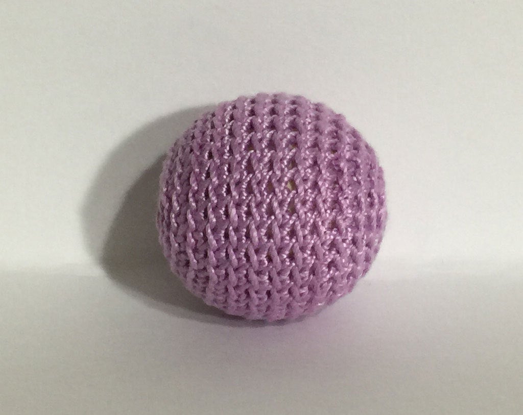 0.51" / 13 mm Crochet Wood Bead in Lt Lavender (19)